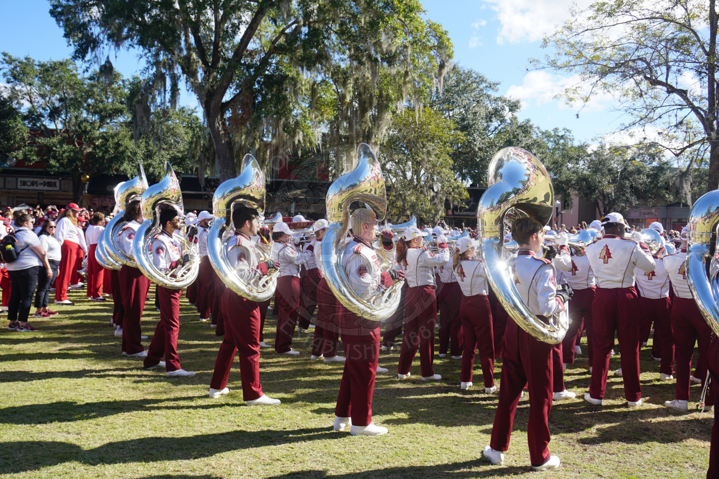 FSU tubas peforming