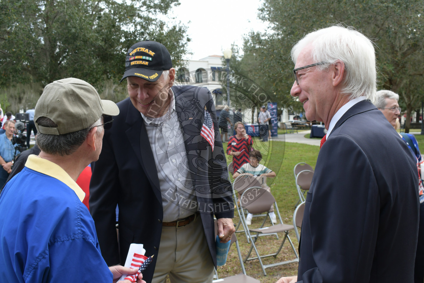 Myaor Anderson talking with Winter Park Veterans