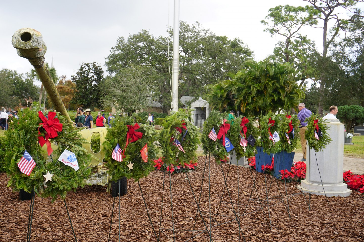 all military branch wreaths standing up right 