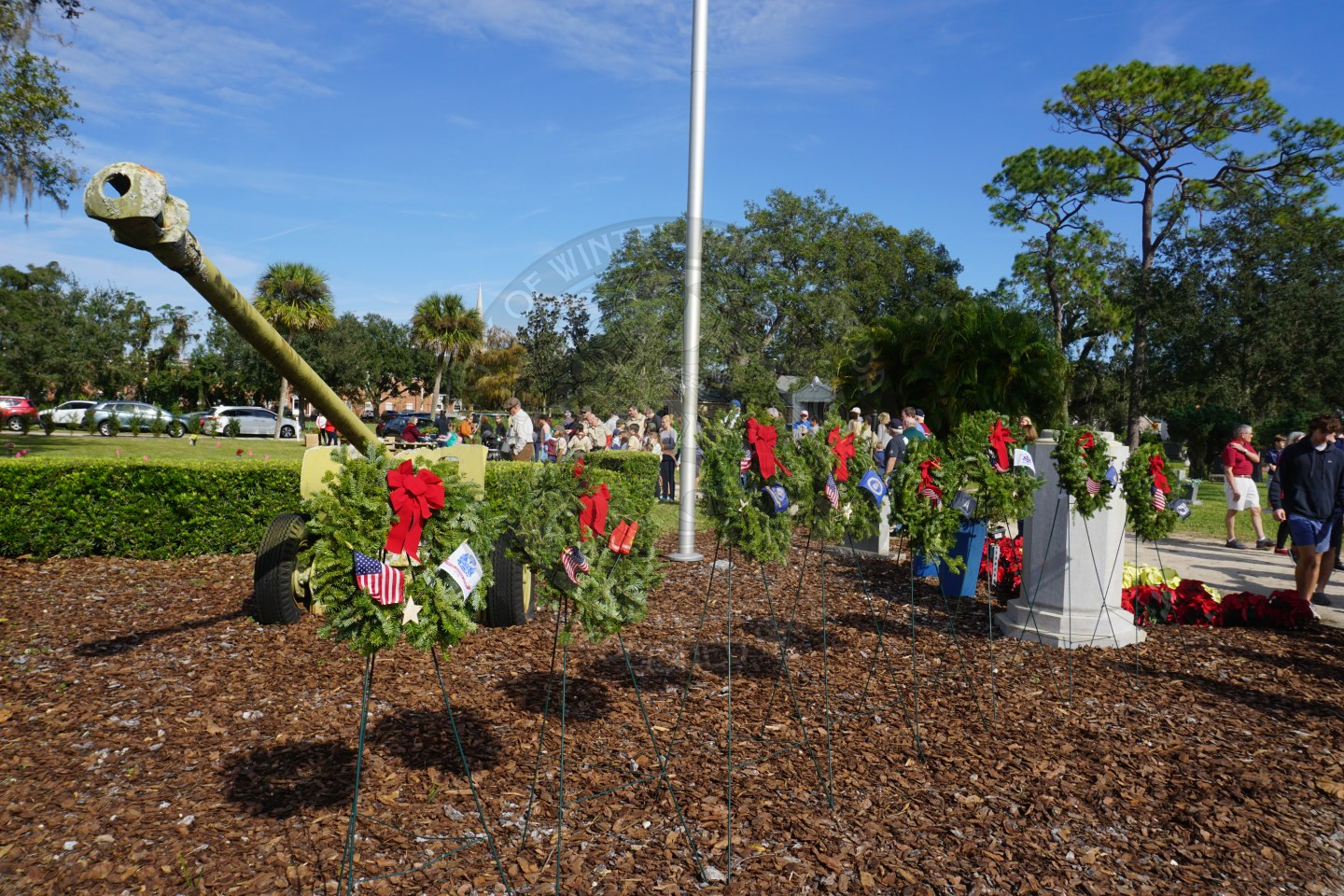6 branch wreaths at Palm Cemetary